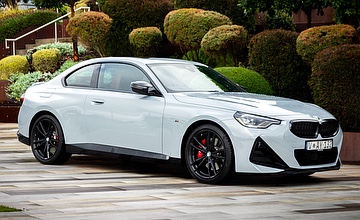 BMW M240i