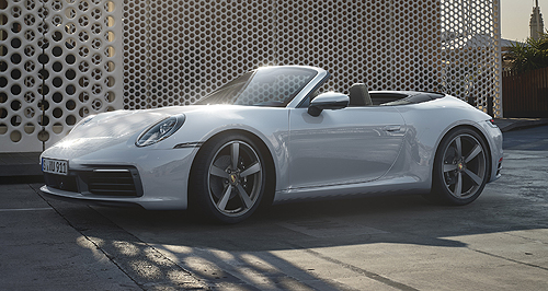 Porsche 911 Carrera 4